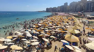 الأرصاد تحذر من اضطراب البحر المتوسط.. وموجة حارة جديدة تمتد لأغسطس