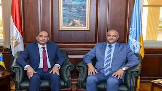 من ديوان المحافظة.. وزير العمل يبدأ جولة ميدانية في الإسكندرية- صور