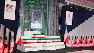 وفود دولية تشارك في مراسم تشييع المرشد الإيراني السابق علي خامنئي بطهران.. فيديوهات