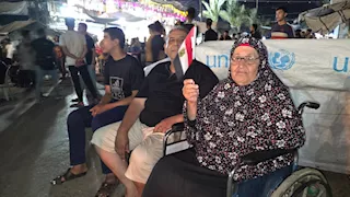 أهالي غزة يشجعون منتخب مصر أمام أستراليا في كأس العالم 2026.. صور 