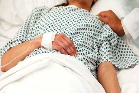 أعراض ما قبل غيبوبة الكبد- كيف تتعامل معها؟- طبيب يوضح 
