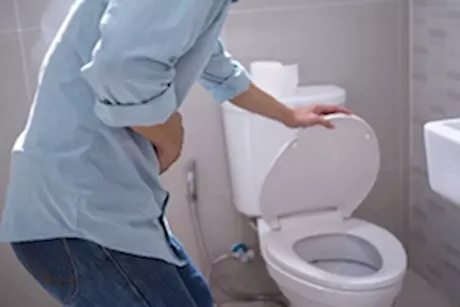 ألم أسفل البطن عند التبول للرجال- هل له دلالات خطيرة؟   