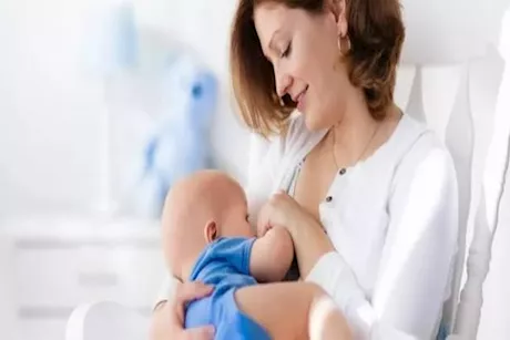 هل يؤثر ارتداء حمالة الصدر على كمية حليب الثدي خلال الرضاعة؟
