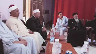 وفد من الأوقاف يطمئن على مصابي حريق كنيسة الملاك ميخائيل بالمنيا