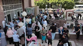 إقبال كبير على سحب كراسات شروط حجز شقق الإسكان التعاوني في 7 مدن