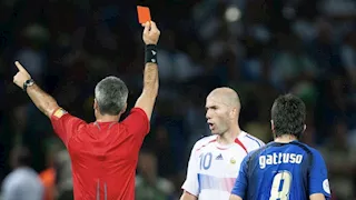 من زيدان إلى روني.. أشهر البطاقات الحمراء في تاريخ كأس العالم