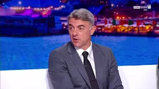 "صلاح كان يستحق خطأ".. نجم الأرجنتين السابق يهاجم حكم مباراة مصر في كأس العالم 
