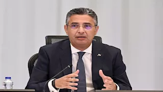 بعد غضب المتابعين.. وزير التموين يعدّل منشوره بشأن مباراة مصر والأرجنتين