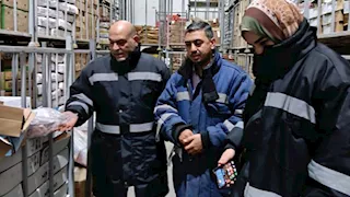  كانت في طريقها للأسواق.. ضبط 2.5 طن أسماك وكبدة "فاسدة" داخل ثلاجة ببنها