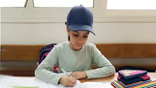  نور مكي.. حكاية طفلة بالشرقية اخترعت روبوت ذكي للوعظ الديني 