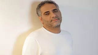 محمد شاكر بعد الإفراج عن والده: صار الوقت نغني سوا على المسرح- فيديو