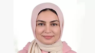  "والدي أرزقي".. قصة "سلمى" ابنة السويس الأولى على المدارس التجارية 