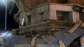 مكون من 4 طوابق.. انهيار عقار سكني في الغربية وتحرك عاجل للحماية المدنية والإسعاف