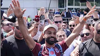 "بالدقيقة والساعة".. كم مبلغ يحصل عليه محمد صلاح مع طرابزون سبور؟