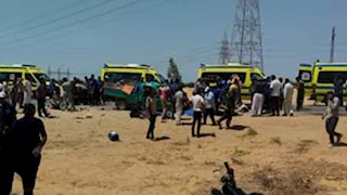ارتفاع ضحايا "حادث الدواويس" بالإسماعيلية إلى 18 متوفيًا و29 مصابًا