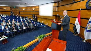 مصر تطرح مزايدة عالمية للبحث عن البترول والغاز في 14 منطقة