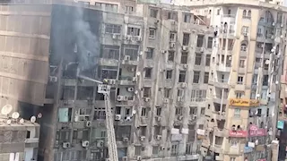 السيطرة على حريق شقة سكنية بعقار أمام كلية التربية الرياضية في فيصل