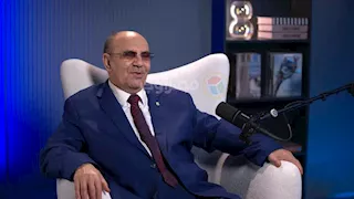 "الخشوع بالجسد فقط".. مبروك عطية يكشف أحكام تارك الصلاة وجمع الصلوات  - فيديو 