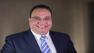 استشاري صحة نفسية يقدم روشتة للتعامل مع الضغوط اليومية والأزمات