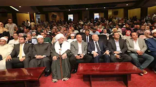 بالصور.. محافظ القاهرة يشهد احتفالية "الصحفيين" بالمولد النبوي وتوزيع رحلات عمرة مجانية
