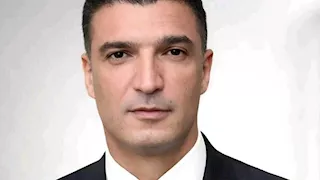 وزير الصناعة يتفقد مشروعات التعدين في أبو زنيمة بجنوب سيناء