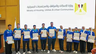 وزيرا "الإسكان" و"العمل" يكرمان أوائل طلاب المدارس الفنية والتكنولوجية
