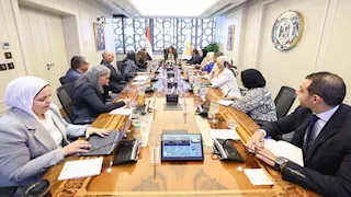  منال عوض تبحث إنشاء صندوق مصري لحماية الشعاب المرجانية بالبحر الأحمر
