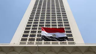 وزير الخارجية يبحث مع نظيره الموريتاني تعزيز العلاقات بين البلدين
