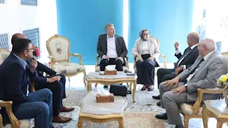 وزير البترول يضع حجر أساس مصنع الفوسفوريك وتدشين مدرسة للتعدين