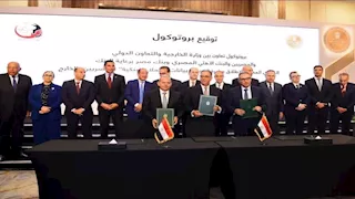 البنك الأهلي يشارك في مبادرة "حدث بياناتك في مصر" المصريين المقيمين بالخارج