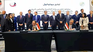 الخارجية والتخطيط تطلقان خدمة سداد الفواتير للمصريين بالخارج عبر تطبيق سهل