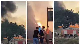 الدفع بـ15 سيارة إطفاء لإخماد حريق بمصنع "تنر" في الإسكندرية (صور)
