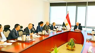 باستثمارات 2 مليار دولار.. مجموعة صينية تخطط لمجمع صناعي بقناة السويس