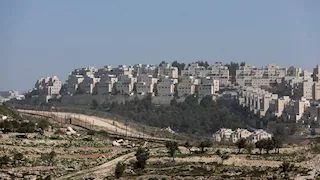 بريطانيا وفرنسا وألمانيا وإيطاليا تطالب إسرائيل بسحب مشروع "E1" فورًا من الضفة الغربية 