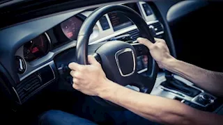 "قبل تعطلها المفاجئ".. علامات تكشف تلف طرمبة الباور بالسيارة