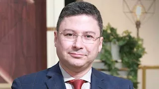 خبير: مشروع فجيرة العلمين يعزز التحول إلى مركز إقليمي لتخزين وتداول النفط