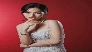 أجمل إمرأة لعام 2026.. 20 صورة ساحرة لينجلينج سيريلاك