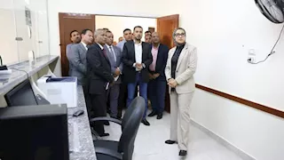 محافظ الوادي الجديد تتابع جاهزية مكتب توثيق بلاط للافتتاح