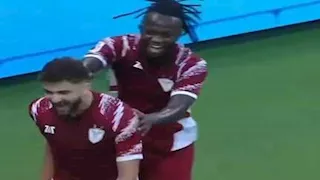 طبق الأصل.. هدف نجل أبوتريكة يعيد ذكرى عمرها 19 عامًا لوالده (فيديو)