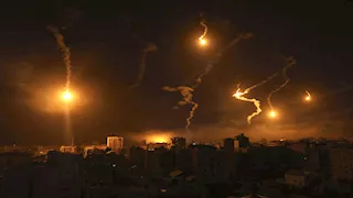 تصعيد إسرائيلي جديد في غزة.. شهيدان وقصف مسجد ومحطة تحلية
