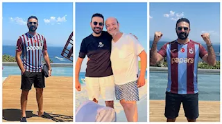 محمد كريم ينشر صورة عمرو أديب في أحدث ظهور من الساحل الشمالي