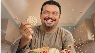 مراد مكرم يهنئ جمهوره ومتابعيه بمناسبة ذكرى المولد النبوي