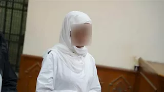 "أبوها مش عايز يعترف بها".. أم متهمة بإنهاء حياة طفلتها خنقًا في المنيا