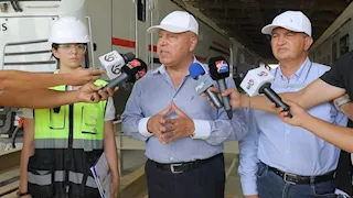 وزير النقل: ربط مشروعات النقل بشبكة متكاملة وآمنة ومستدامة لخدمة المواطنين