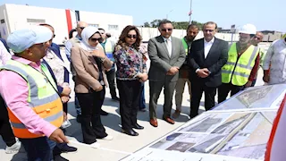 تستوعب 1200 سيارة.. وزيرة التنمية المحلية تفتتح حضانة السيارات بأبو زعبل