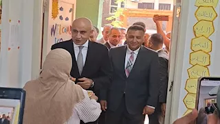 "جاهزين؟ باقي أسبوعين".. تفاصيل حوار وزير التعليم مع معلمي القليوبية- صور
