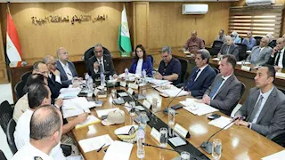 محافظ الجيزة يشدد على محاسبة المقصرين في منظومة الشكاوى