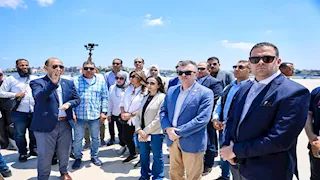 وزير التخطيط ومحافظ البحيرة يتفقدان تطوير ميناء رشيد والمدينة التاريخية