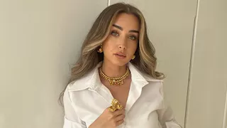 بإطلالة وردية.. هنا الزاهد تخطف الأنظار والجمهور: "باربي"