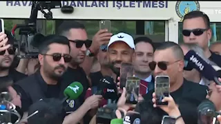 فيديو.. استقبال تاريخي لصلاح في طرابزون